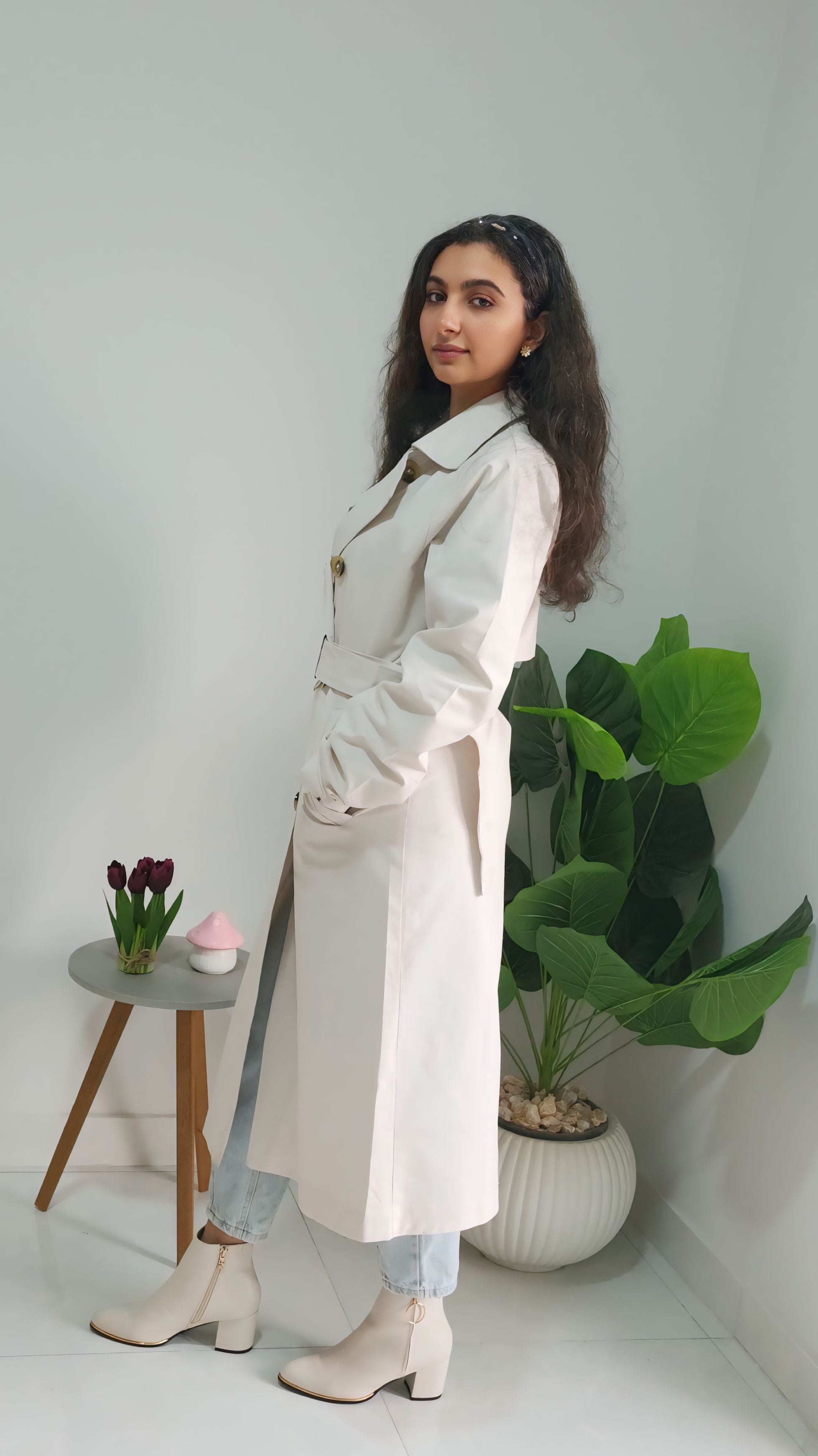 Classy Trench Coat in Light Beige